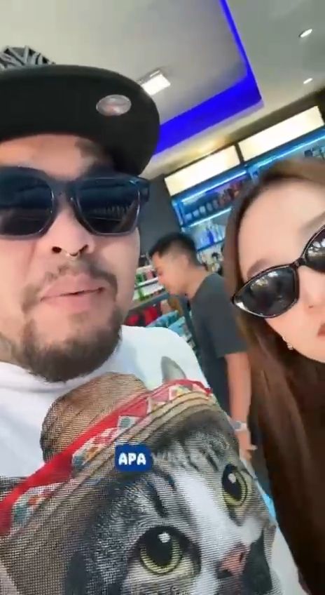 Konten promosi minuman beralkohol oleh King Abdi.