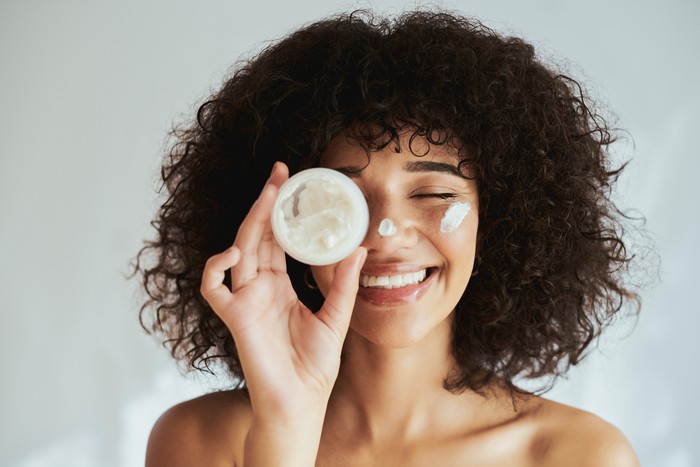 Moisturizer untuk Mengecilkan Pori-pori Moisturizer untuk Mengecilkan Pori-pori