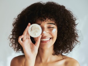 7 Rekomendasi Moisturizer untuk Mengecilkan Pori-pori