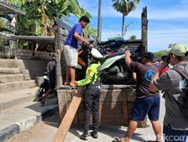 Berkendara Sambil Main HP, Sejumlah Siswi Terjaring Razia di Kupang