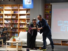 Cetakan ke-100 Laut Bercerita Jadi Momen Bersejarah di Industri Buku Indonesia