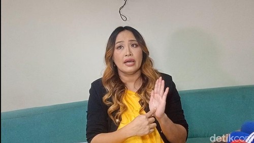 Pinkan Mambo saat ditemui di kawasan TransTV, Rabu, 16 Juli 2025.