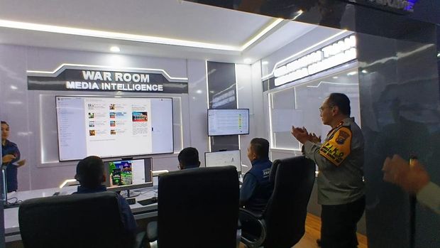 Polda Riau meluncurkan 'RADRA' program terobosan untuk menciptakan keamanan di ruang media sosial, Rabu (16/7/2025).