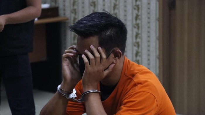 Polisi menetapkan pria inisial IM sebagai tersangka usai melakukan pelecehan di dalam pesawat, Rabu (16/7/2025).