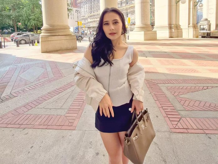 Prilly Latuconsina