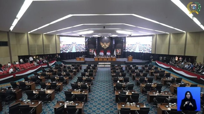 Rano Karno dalam rapat Paripurna DPRD DKI Jakarta, Rabu (16/7/2025).