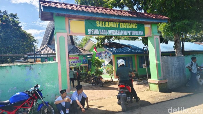 Situasi terkini sekolah di Desa Petumbukan, Kecamatan Galang, Deli Serdang yang sebelumnya disegel. (Ahmad Arfah/detikSumut)