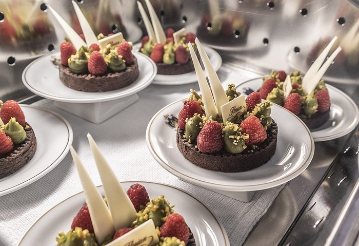 Spesial! Pengalaman Ngopi di Kafe Berusia 305 Tahune Spesial! Pengalaman Ngopi di Kafe Berusia 305 Tahun