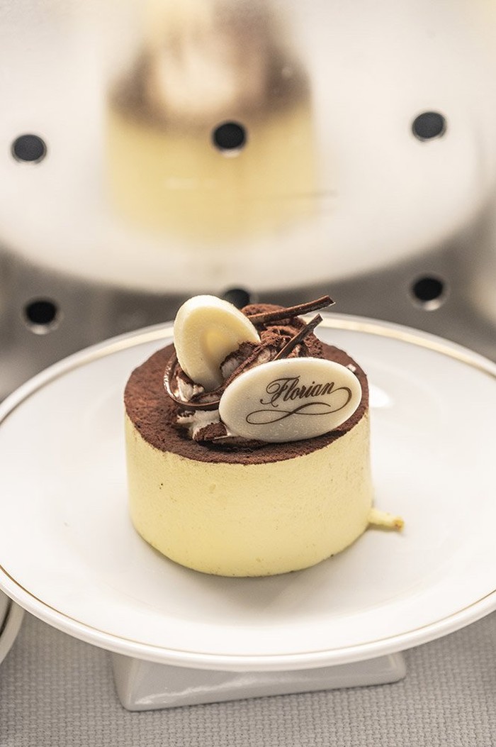 Spesial! Pengalaman Ngopi di Kafe Berusia 305 Tahune Spesial! Pengalaman Ngopi di Kafe Berusia 305 Tahun