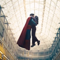 Superman Kalahkan Sekuel Marvel di Box Office