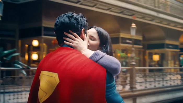 Superman Cuplikan adegan dalam film Superman.