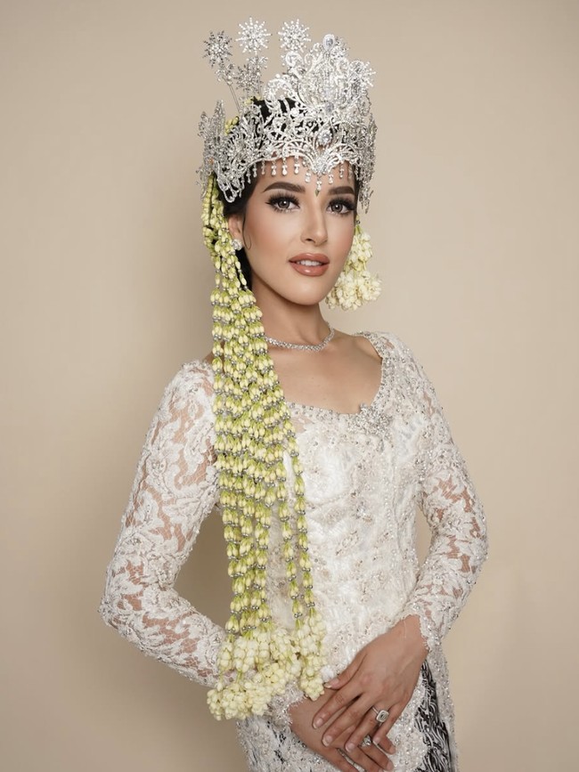 7 Foto Tasya Farasya Jadi Pengantin Sunda, Makeup Manglingi 7 Foto Tasya Farasya Jadi Pengantin Sunda, Makeup Manglingi