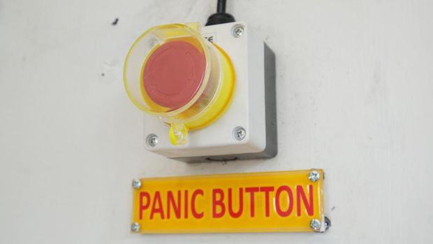Tombol Panic Button di stasiun kereta api. (Dok. KAI)