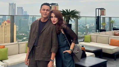 Ussy Sulistiawaty Senang Cinta Andhika Pratama Makin Ugal-ugalan