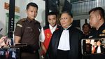 Senyum Merekah Vadel Badjideh Usai Sidang Atas Laporan Nikita Mirzani