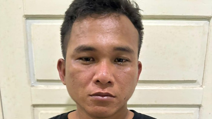 Yulianto saat diamankan di Jatanras Polda Sumsel.