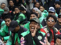 Aksi Damai Ojol Desak Perppu Ojek Daring