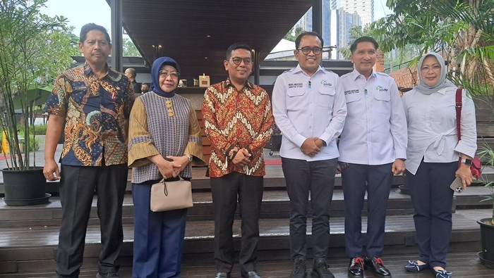 Andra Soni bertemu pihak ASDP bicarakan Pelabuhan Merak, Kamis (17/7/2025)