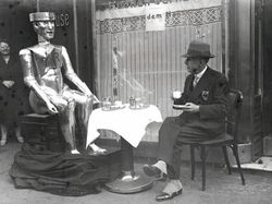 Potret Aneh tapi Nyata dari Masa Lalu yang Bikin Tercengang