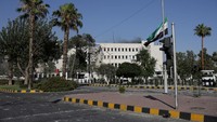 PBB mengakhiri antagonisme ini dengan menggelar pertemuan darurat Dewan Keamanan, sementara AS dan Uni Eropa menyerukan de-eskalasi segera. (REUTERS/Khalil Ashawi)  