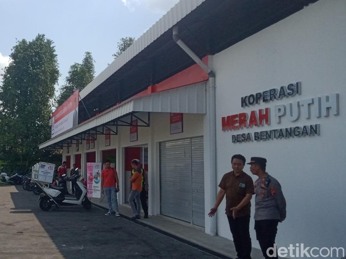 Koperasi Desa Merah Putih (KDMP) Bentangan, Kecamatan Wonosari, Kabupaten Klaten, Kamis (17/7/2025).
