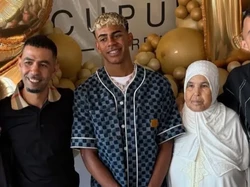 Foto: Gaya Lamine Yamal Ultah ke-18 Sebelum Gelar Pesta Kontroversial