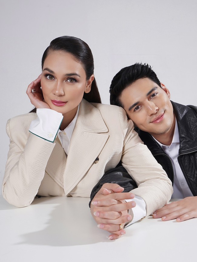 Suami Luna Maya, Maxime Bouttier, membocorkan bahwa resepsi nikah di Jakarta kemungkinan akan digelar Juli ini. Mengintip konsep pre-wedding yang belum lama ini diunggah di Instagram, keduanya tampil dalam berbagai gaya mulai dari elegan hingga vintage. Foto: Instagram/@lunamaya