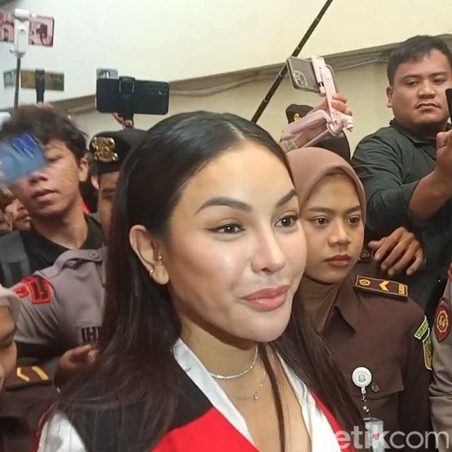 Potret Rumah Nikita Mirzani yang Dijual Rp 9,25 M, Bonus Perabotan Miliaran