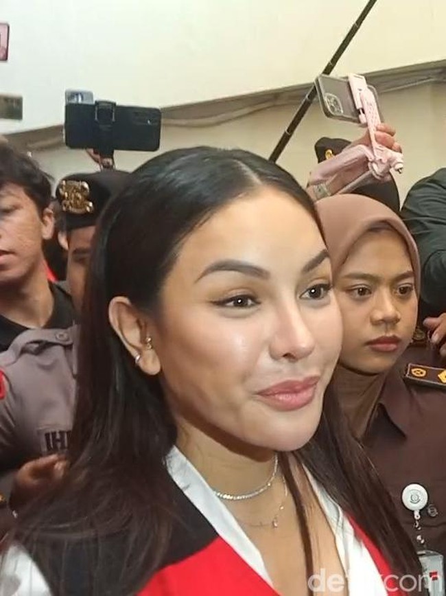 Potret Rumah Nikita Mirzani yang Dijual Rp 9,25 M, Bonus Perabotan Miliaran