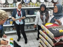 Pemprov Tarik 6 Merek Beras Diduga Oplosan yang Beredar di Toko Ritel Jambi