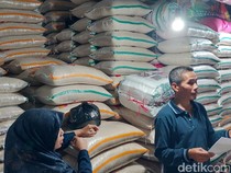 Temuan Beras Oplosan di Pasar Panorama yang Buat Mahmudin Ketar-ketir