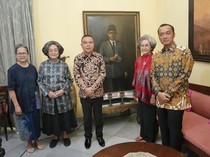 Momen Dasco dan Prasetyo Sambangi Rumah Bung Hatta, Diskusi Koperasi