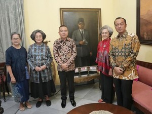 Momen Dasco dan Prasetyo Sambangi Rumah Bung Hatta, Diskusi Koperasi
