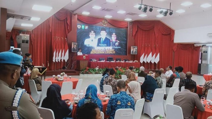 Polda hingga Pemprov Riau menggelar deklarasi pencegahan dan penindakan TPPO dan pekerja migran ilegal, Kamis (17/7/2025).