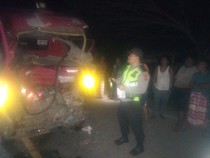 Truk Tangki Tabrak Fuso Parkir di Muaro Jambi, Sopir Patah Kaki