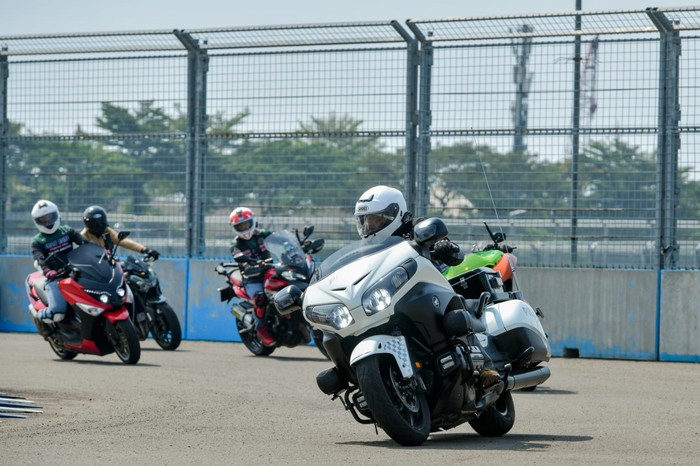 Pomdam Jaya/Jayakarta laksanakan latihan motoris dan safety riding bersama MBI DKI Jakarta