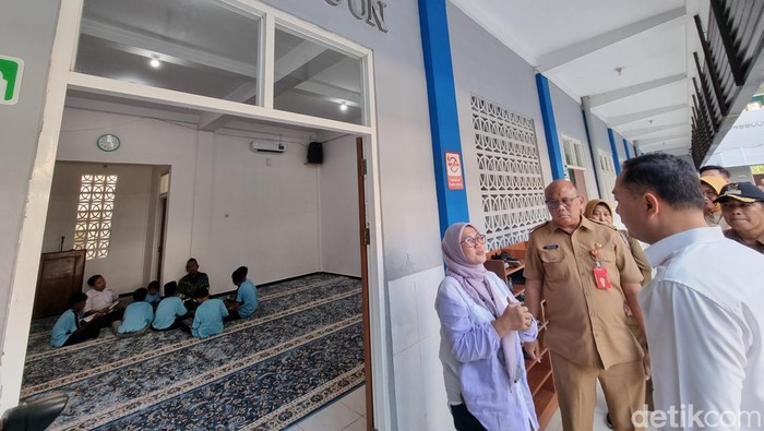 Rumah Ilmu Arek Suroboyo (RIAS) di Wonorejo Timur