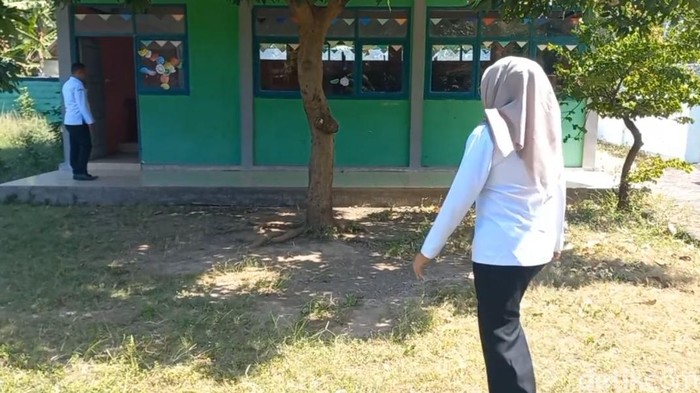 Sekolah Dasar Negeri (SDN) Warujinggo 2 di Kecamatan Leces, Kab Probolinggo yang sudah 2 tahun tak terima murid