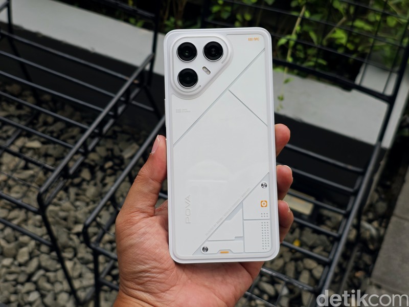 Tecno Pova 7 Ultra 5G