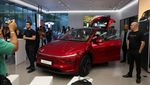 Tesla Buka Showroom Pertama di India, Luncurkan Model Y