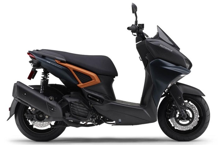 Yamaha X Force 155.