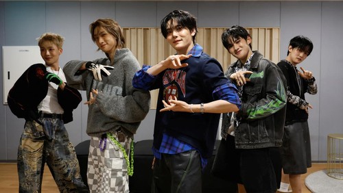 Members of K-pop boy band 1VERSE, including Hyuk and Seok, who defected from North Korea, as well as Aito, Nathan and Kenny, get some rest before they record their new track at a studio in Seoul, South Korea, June 26, 2025. REUTERS/Kim Soo-hyeon