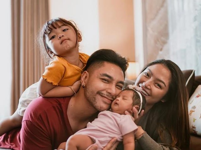 5 Potret Xarena Anak Siti Badriah dan Krisjiana Baharuddin