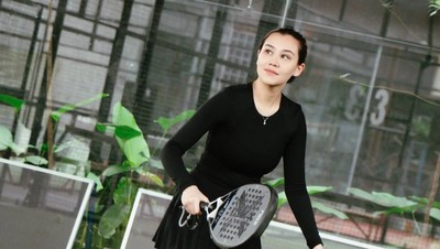 7 Foto Aaliyah Massaid Olahraga Padel Usai 1 Bulan Lahiran, Bak Kembali Gadis