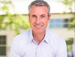 Kabar Pernikahan Eks CEO Astronomer yang Diduga Selingkuh di Konser Coldplay