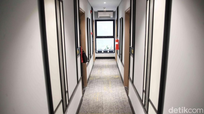 Artotel Luncurkan ROOMS INC. Sudirman, Tawarkan Akomodasi Gaya Hidup Urban ROOMS INC. Sudirman resmi dibuka di kawasan Setiabudi, Jakarta Selatan, Jumat (18/7/2025). Hotel bergaya modern ini menyasar generasi urban dengan konsep nyaman, efisien, dan penuh gaya.