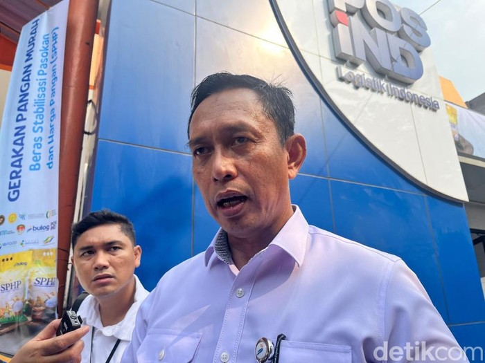 Dirut Perum Bulog Ahmad Rizal Ramdhani