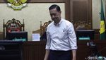 Ekspresi Tom Lembong di Sidang Vonis Kasus Korupsi Gula