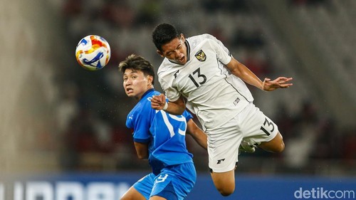 Timnas Indonesia U-23 menang 1-0 atas Filipina pada laga Grup A Piala AFF U-23 2025. Garuda Muda meraih tiga angka berkat gol bunuh diri Jaime Rosquillo. Laga Indonesia vs Filipina di lanjutan pertandingan Grup A Piala AFF U-23 2025 digelar di Stadion Utama Gelora Bung Karno, Jakarta, Jumat (18/7/2025) malam WIB.