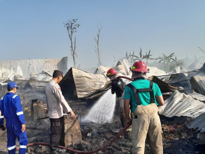 Kandang ayam di Dukuh Bulakan, Desa Pilang, Kecamatan Randublatung, Blora, ludes terbakar, Jumat (18/7/2025).